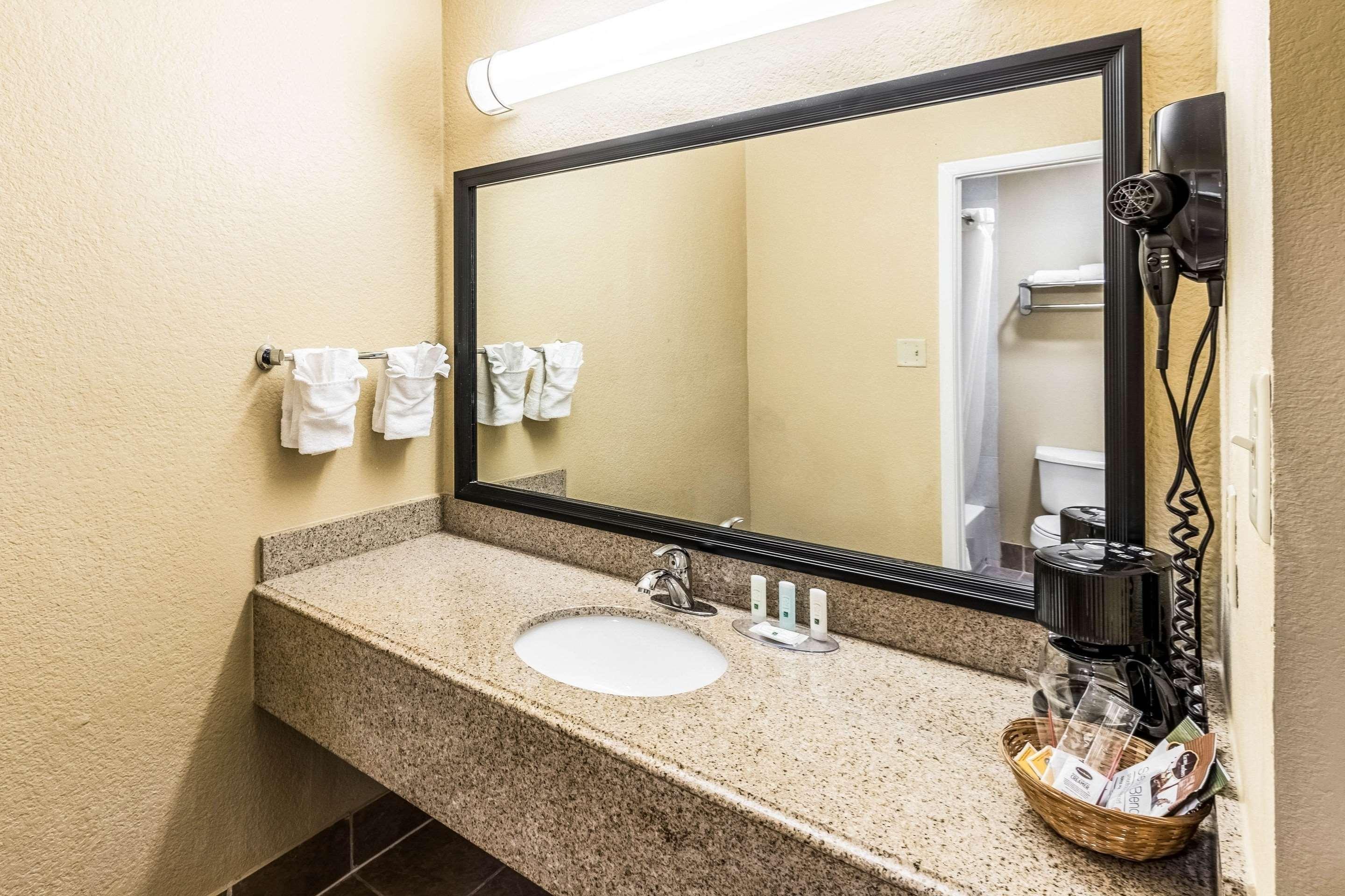 Quality Inn Corsicana Esterno foto